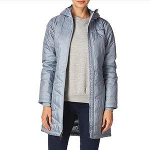 NWOT Columbia Women’s Mighty Lite hooded jacket